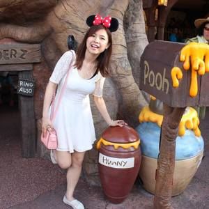 Meet your Posher, Quinnie